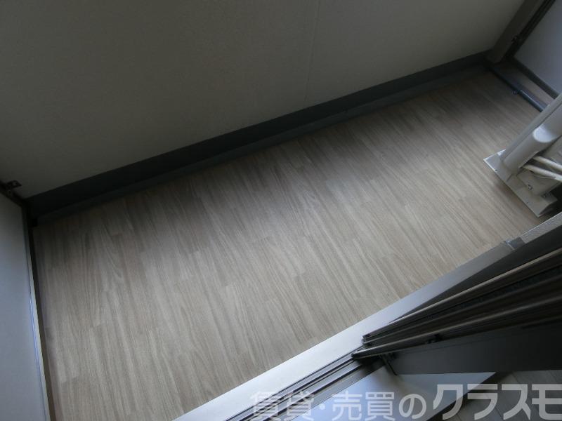 23/30 バルコニー