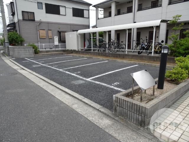 18/30 駐車場