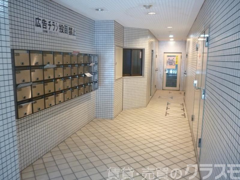 2/4 エントランス