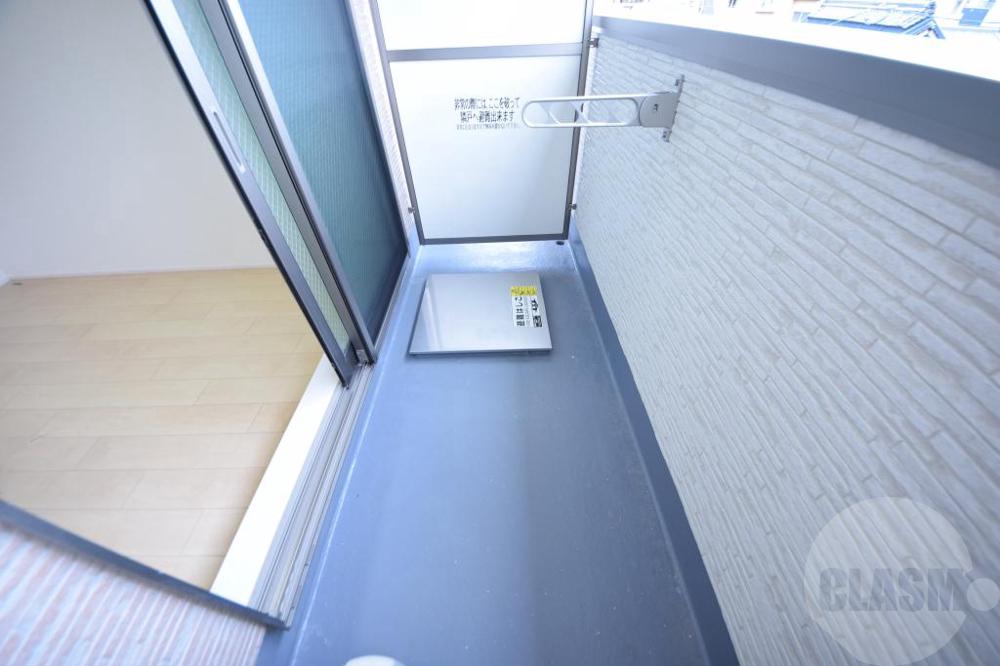 13/30 バルコニー