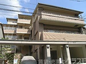 30/30 エントランス