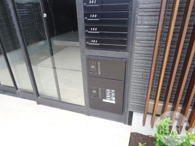 22/30 エントランス