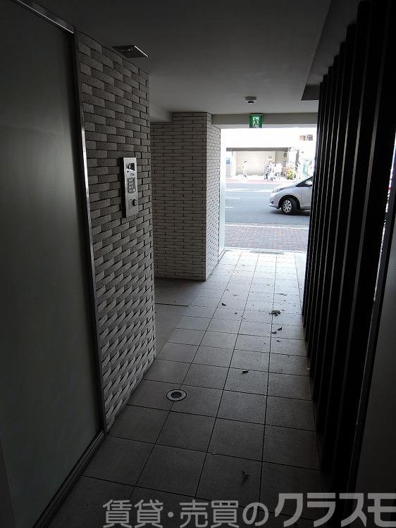 2/3 エントランス