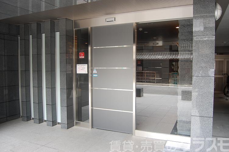 29/30 エントランス