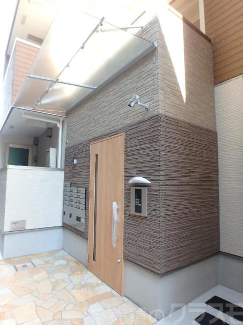 25/30 エントランス