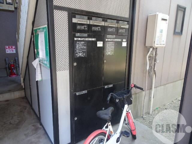 17/23 エントランス