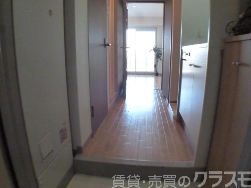 17/30 玄関