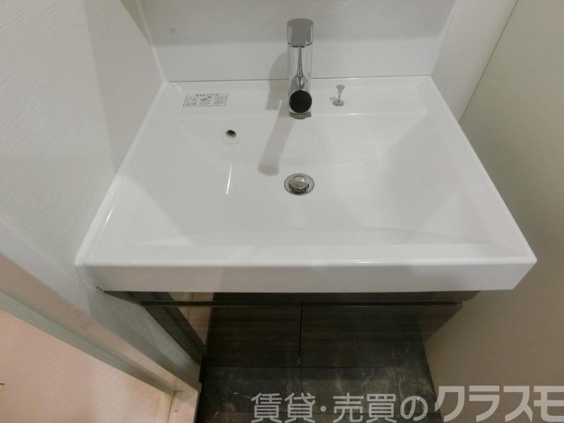 22/30 洗面
