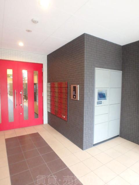 21/30 エントランス