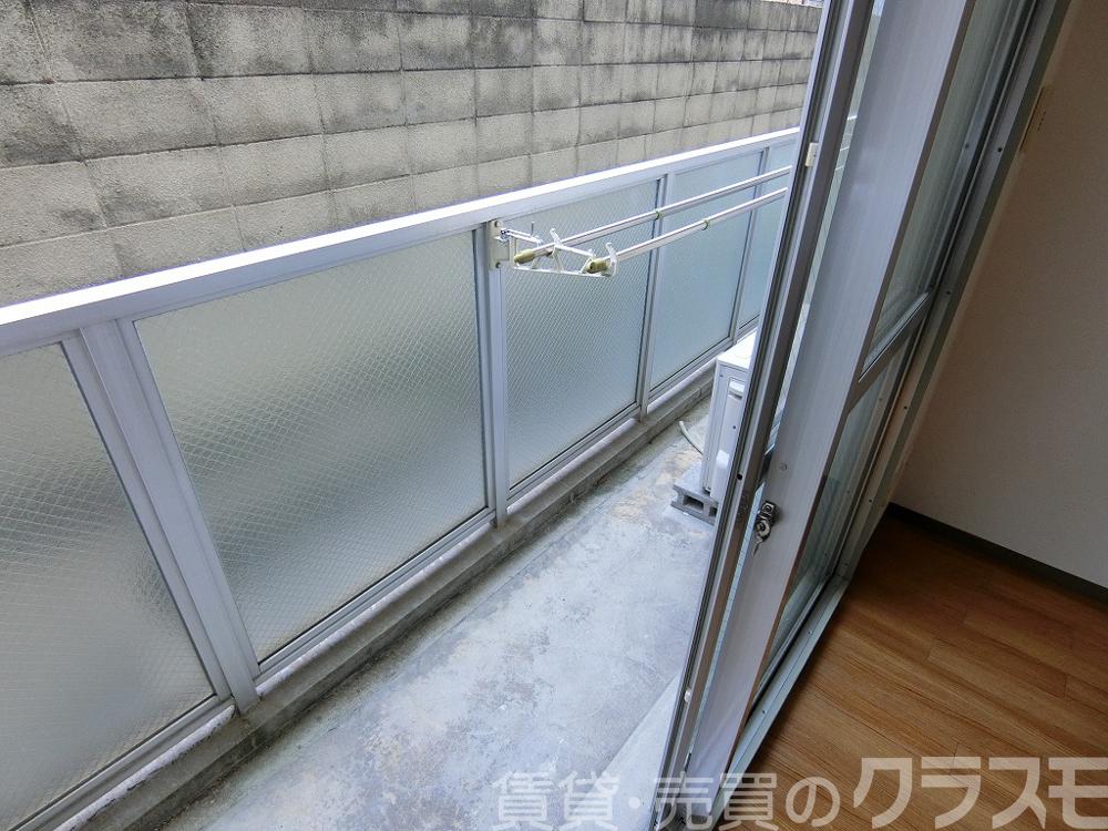 25/30 バルコニー