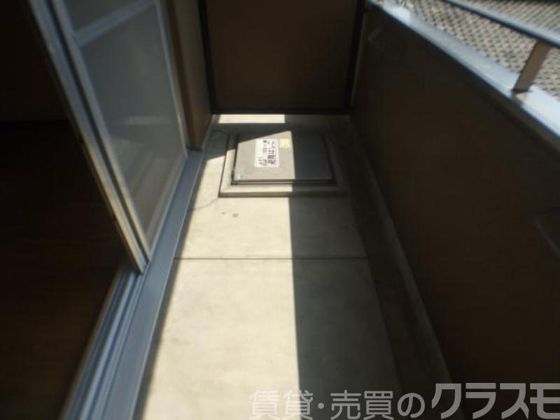 25/30 バルコニー