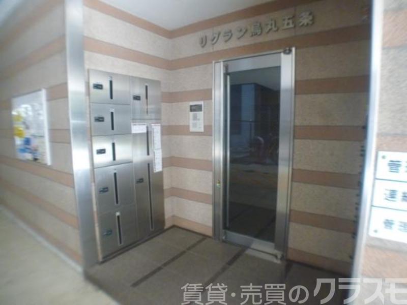 29/30 エントランス