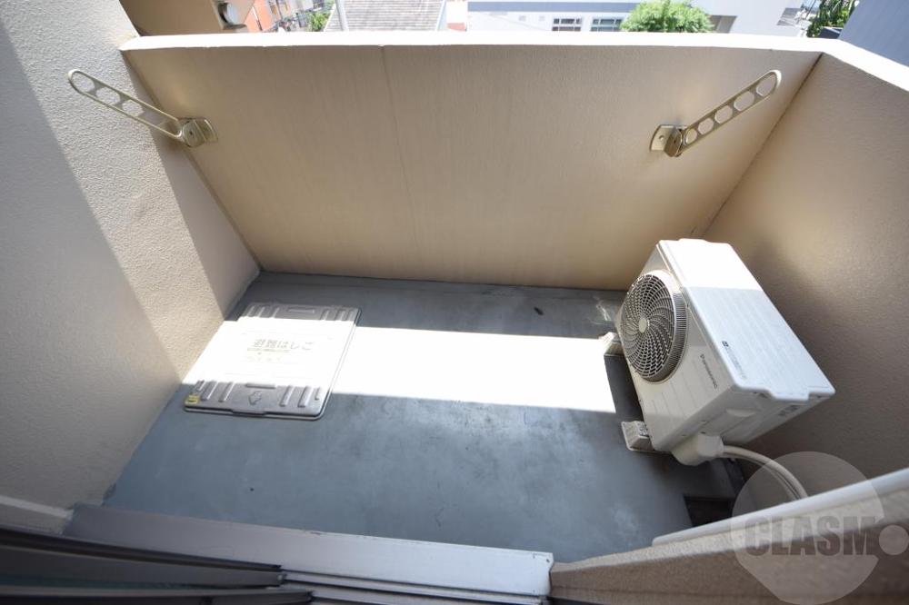 13/30 バルコニー