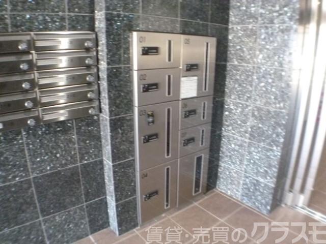 30/30 エントランス