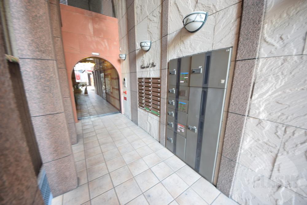 21/29 エントランス