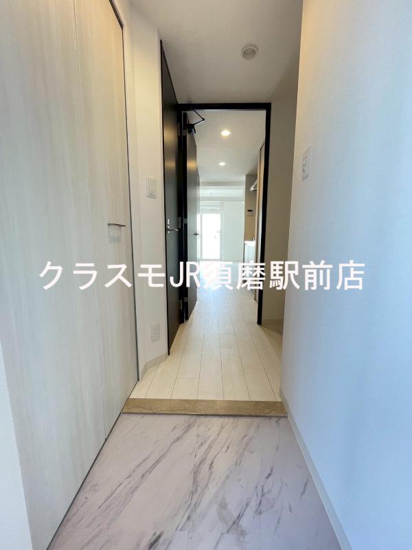19/30 玄関