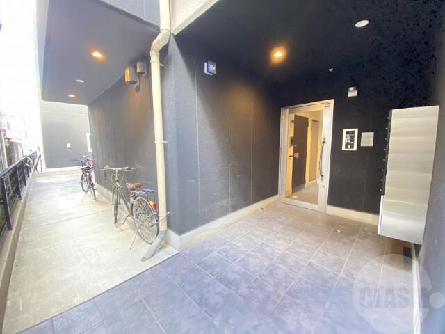 14/21 エントランス