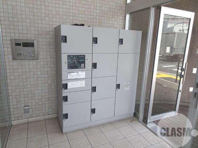 20/30 エントランス