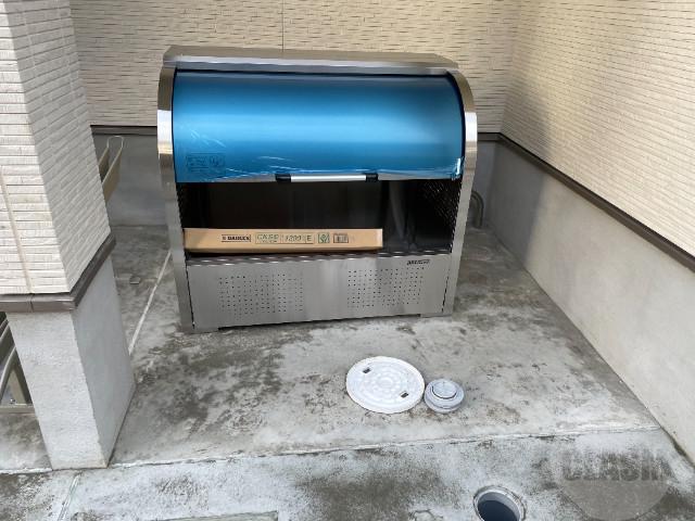 19/30 エントランス