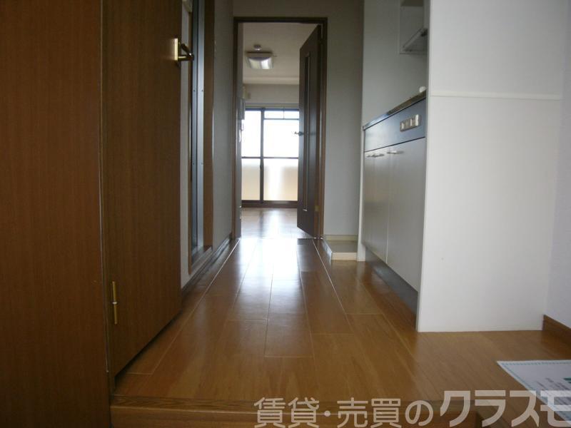 18/30 玄関