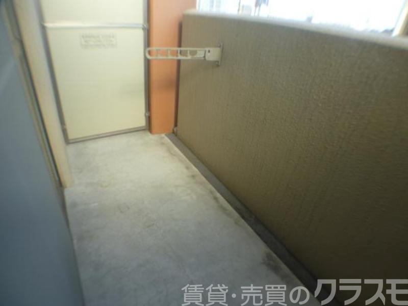 25/30 バルコニー