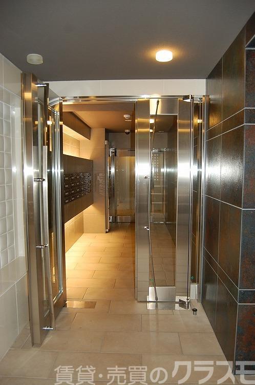 29/30 エントランス