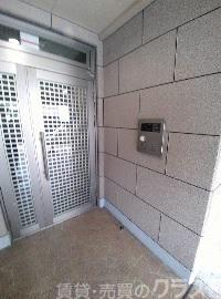 30/30 エントランス