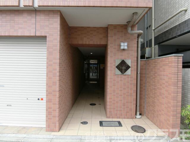 29/30 エントランス