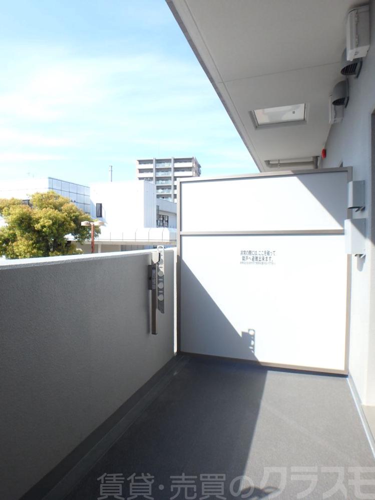 17/30 バルコニー