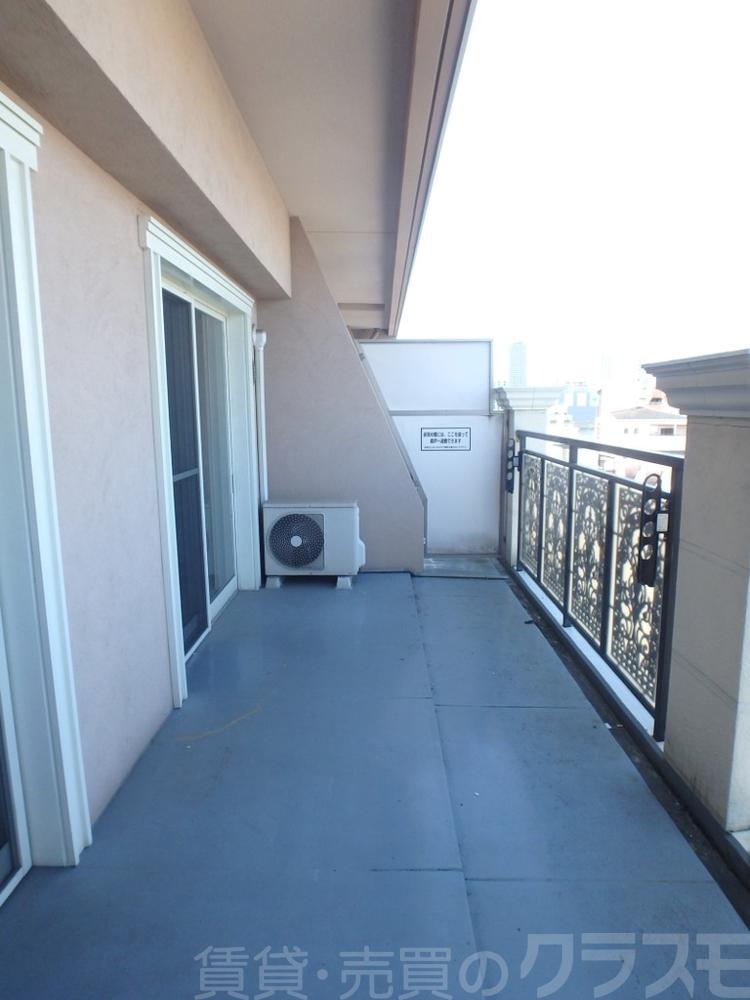 20/30 バルコニー