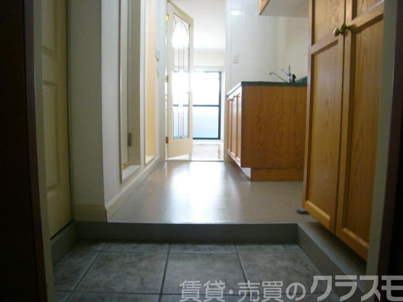 18/30 玄関