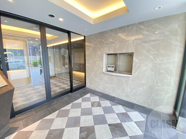 17/28 エントランス