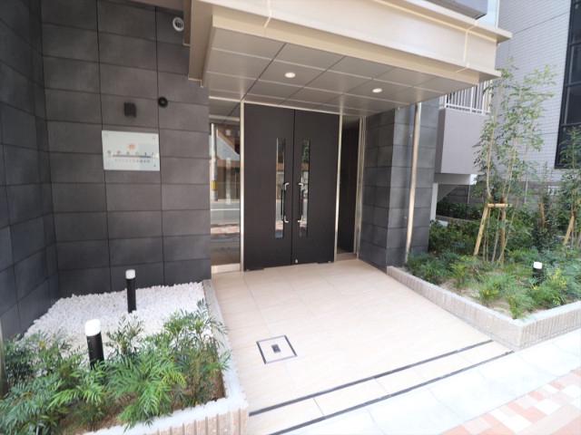 22/30 エントランス