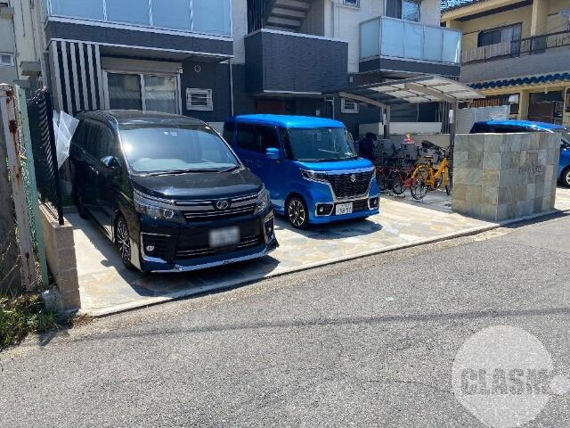 22/30 駐車場