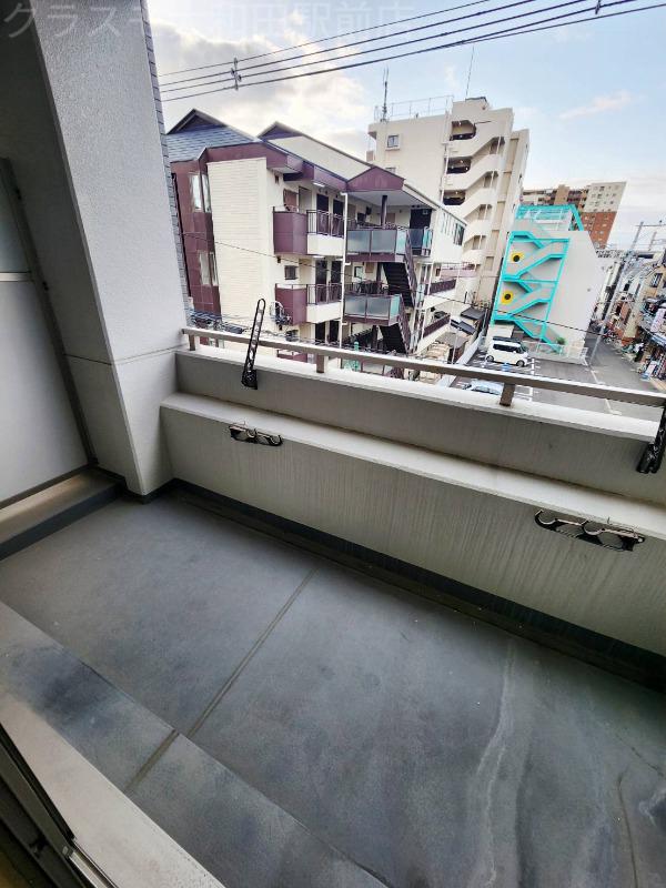 16/27 バルコニー