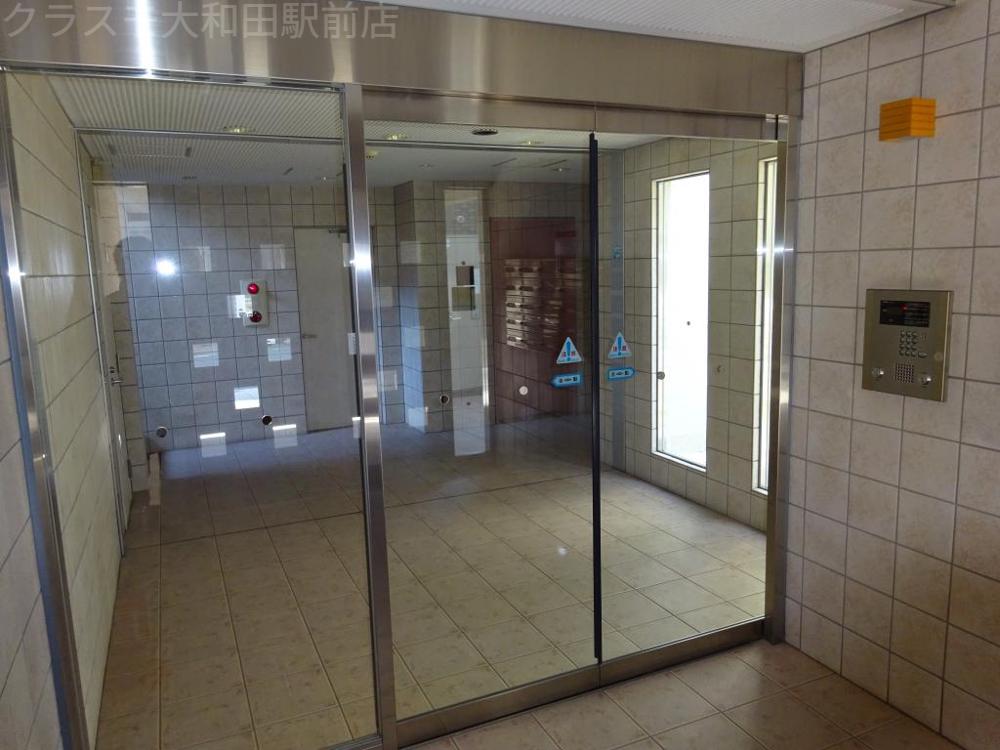 21/27 エントランス