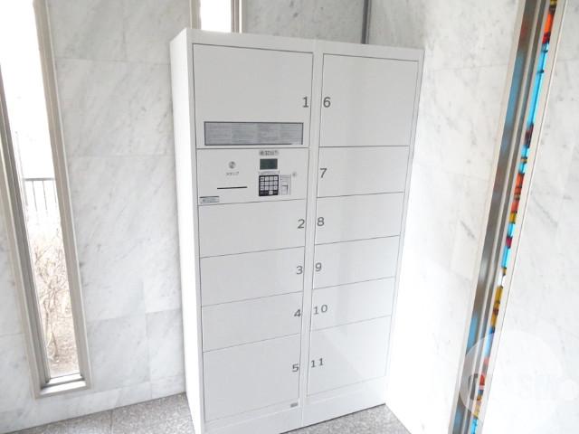 22/30 エントランス