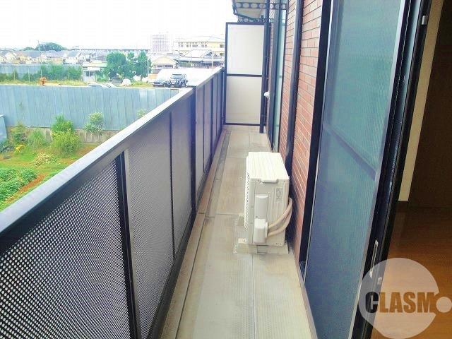 13/22 バルコニー