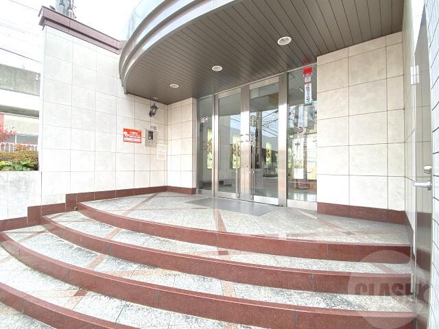 15/25 エントランス