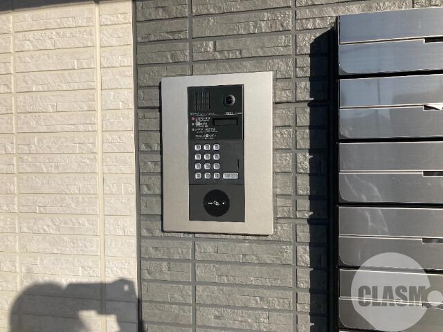 22/30 エントランス