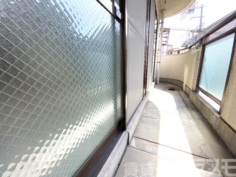 13/22 バルコニー