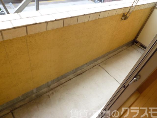 23/30 バルコニー