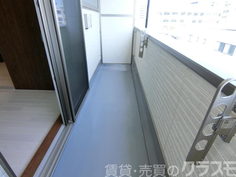 23/30 バルコニー