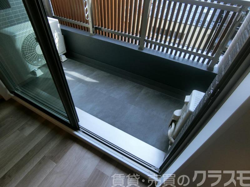 23/30 バルコニー