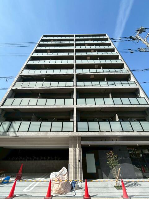 21/30 エントランス