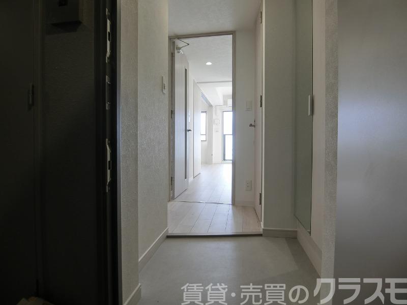 16/30 玄関