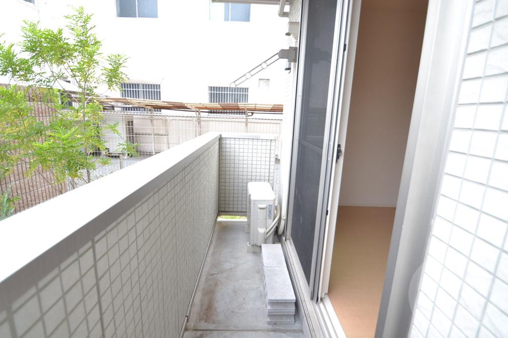 13/30 バルコニー