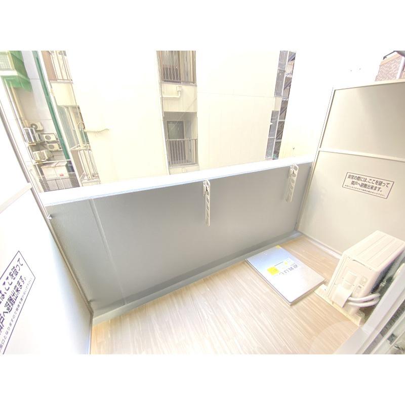 15/27 バルコニー