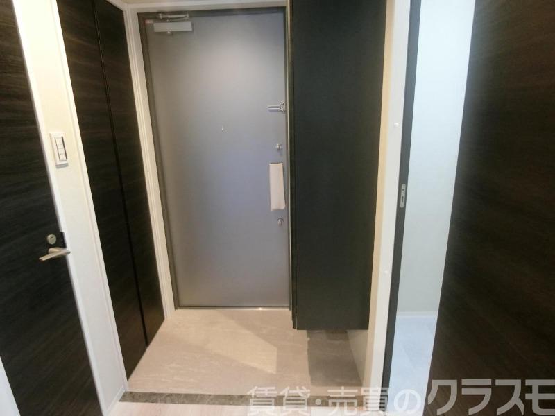 17/30 玄関