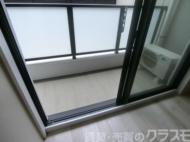 25/30 バルコニー